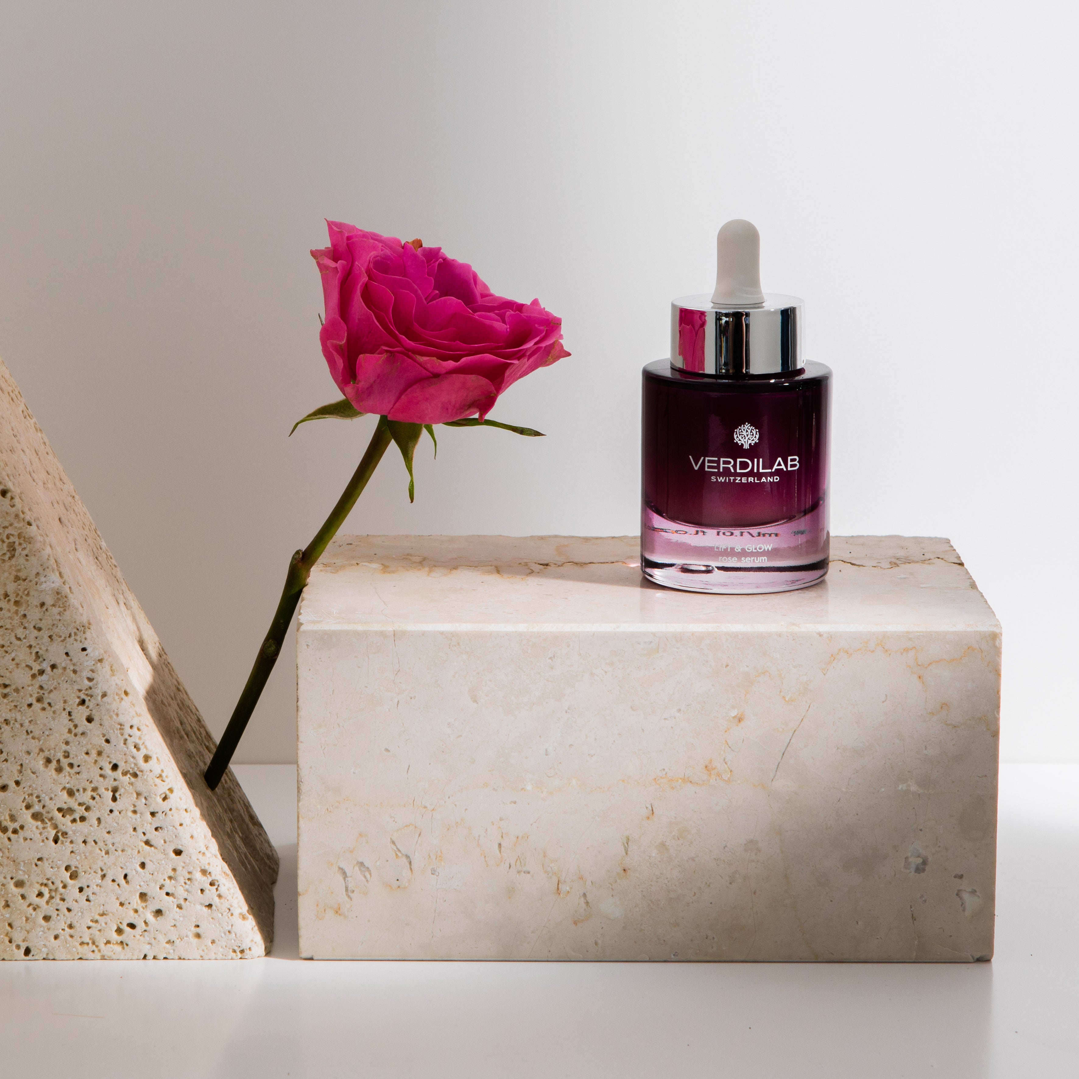 LIFT & GLOW Rose Serum